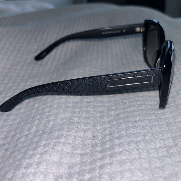 Marc Jacobs Sunglasses - Picture 4 of 7